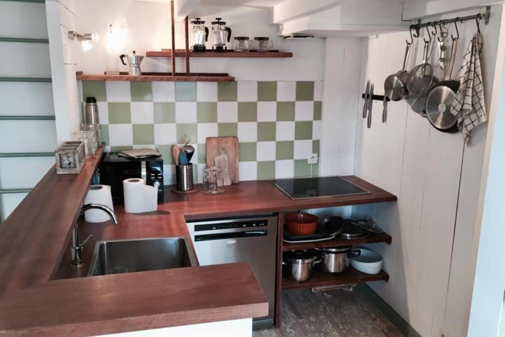 Logement Design A Loix-En-Re - 2 Etoiles - Centre Village Bagian luar foto